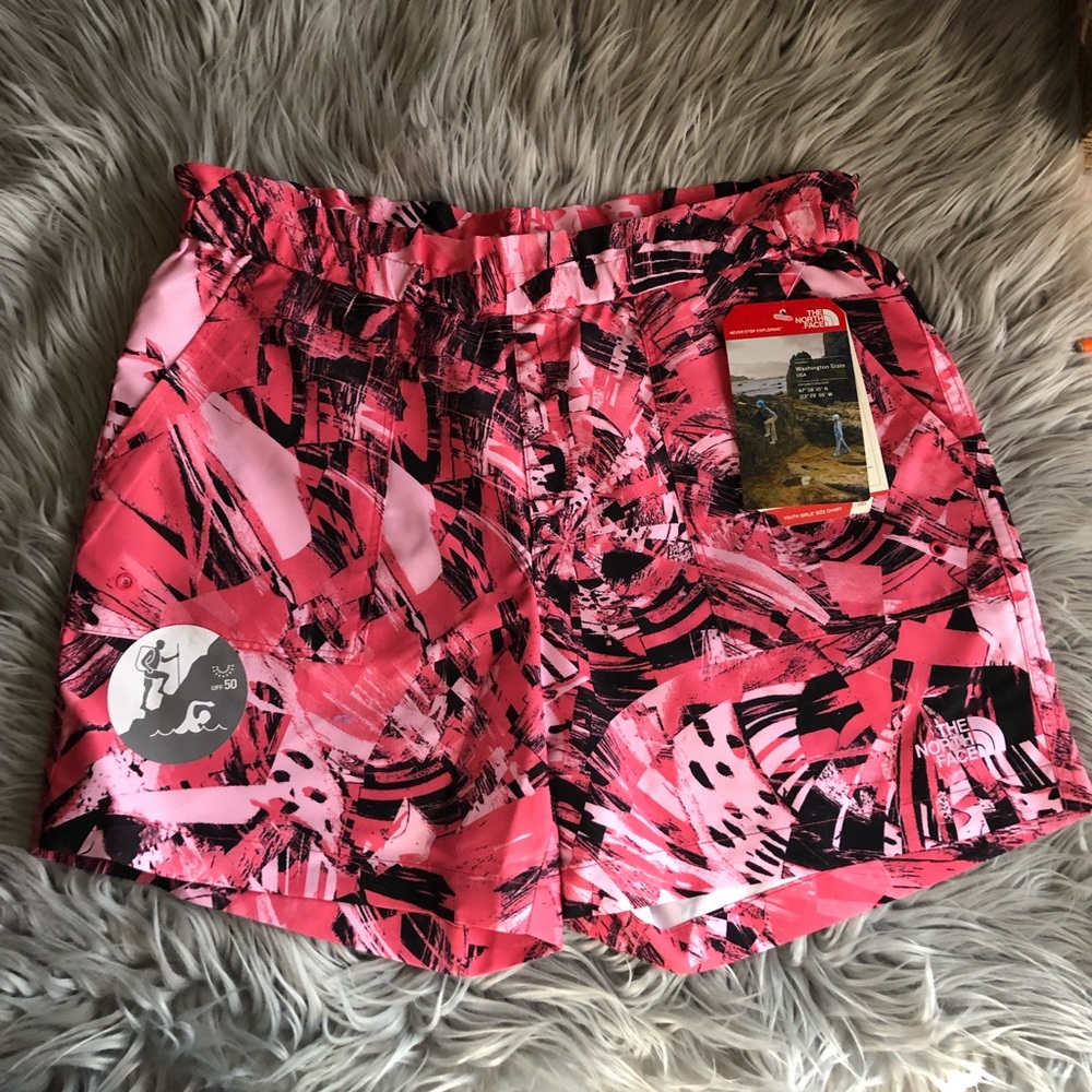 The North Face NWT Girls Shorts Size Large